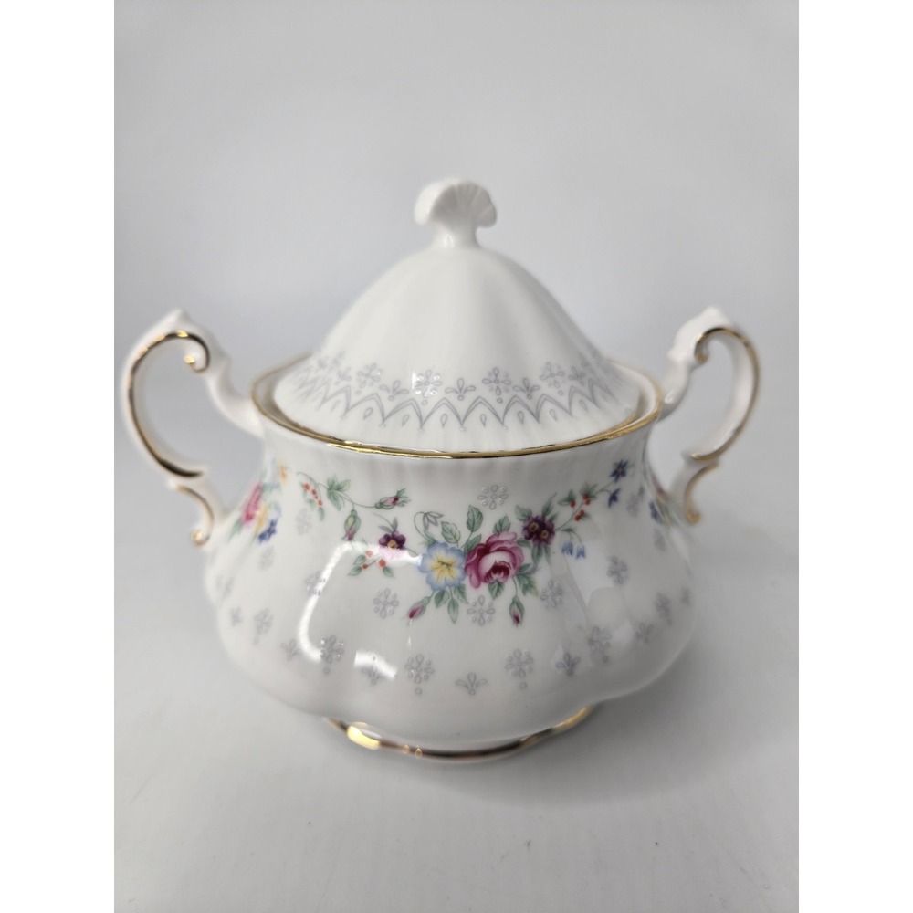Paragon English Bone China Spring Garland Sugar Dish Bowl Flowers Covered Lid